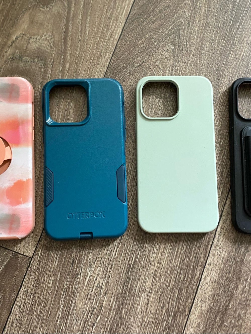 BUNDLE OF 4 OtterBox/Poppy Cases - Protective Cell Phone Cover